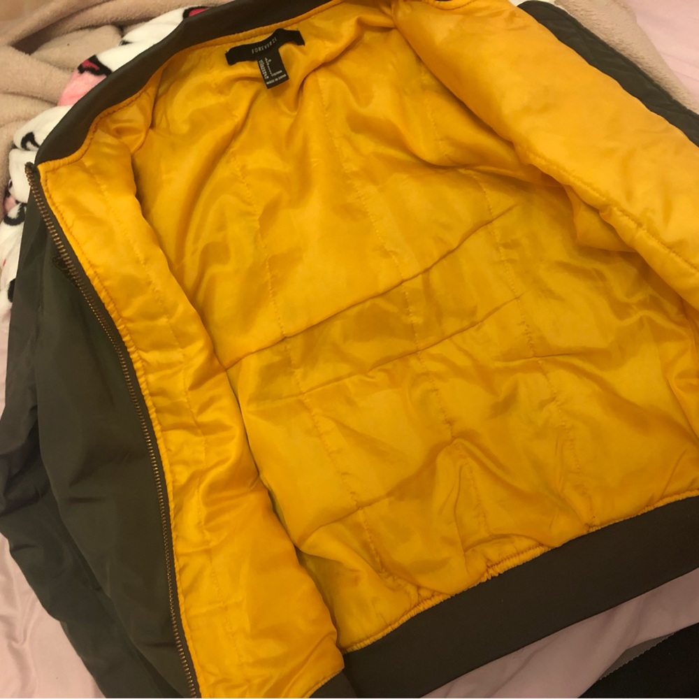 Jacket - Picture 7 of 7